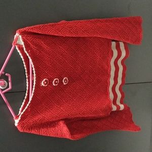 Red and cream top large